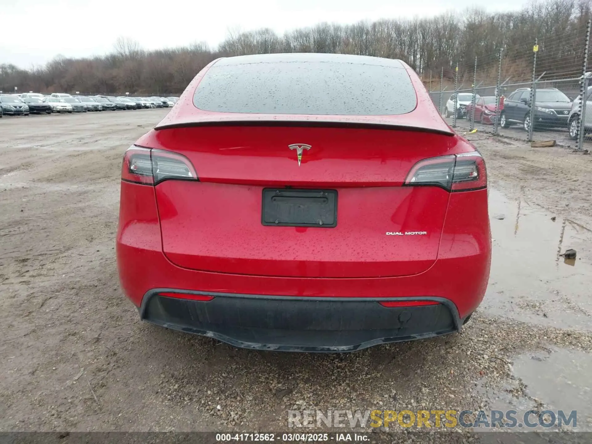 16 Photograph of a damaged car 5YJYGDEE3MF204941 TESLA MODEL Y 2021