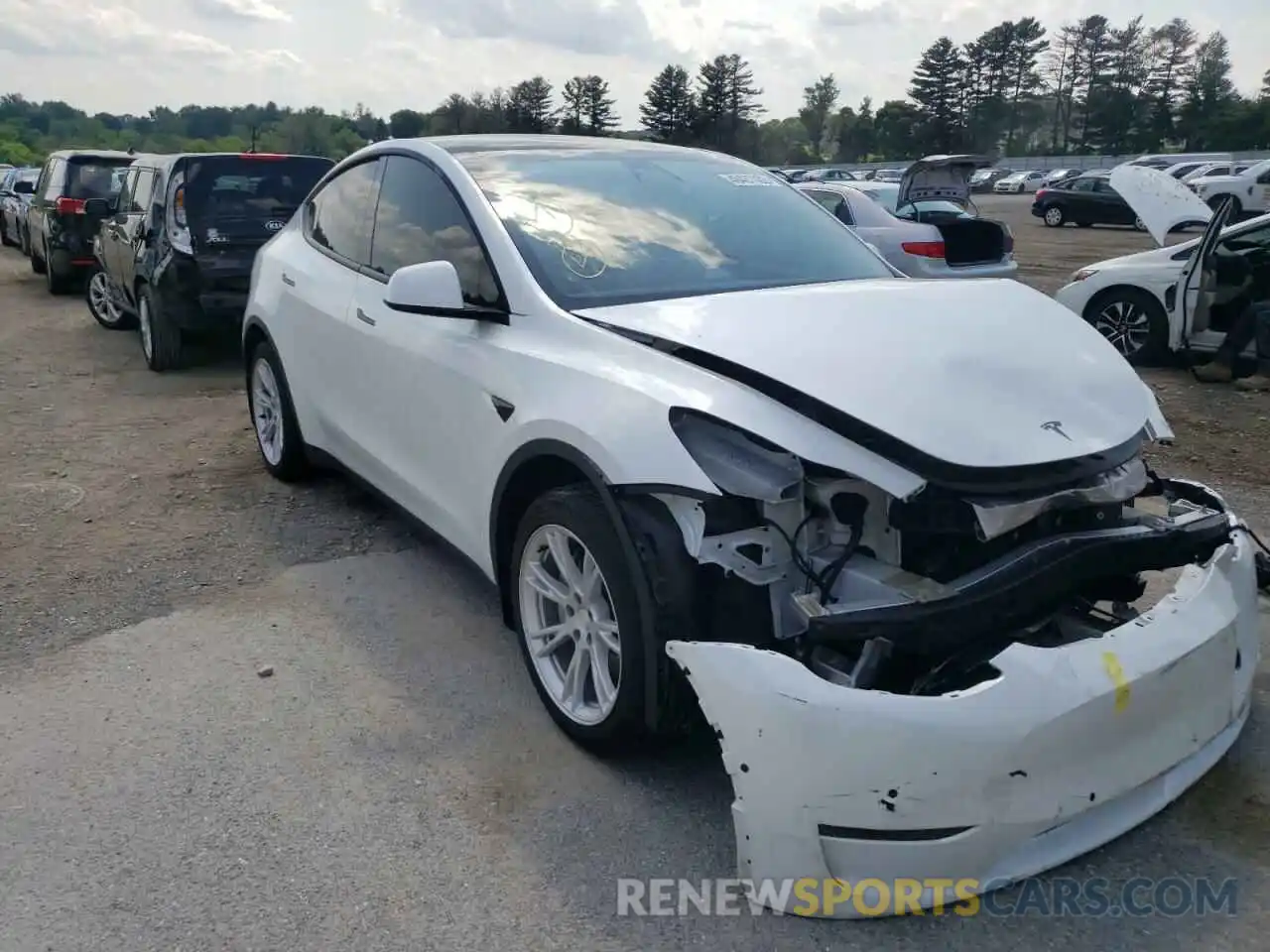 1 Photograph of a damaged car 5YJYGDEE3MF207287 TESLA MODEL Y 2021