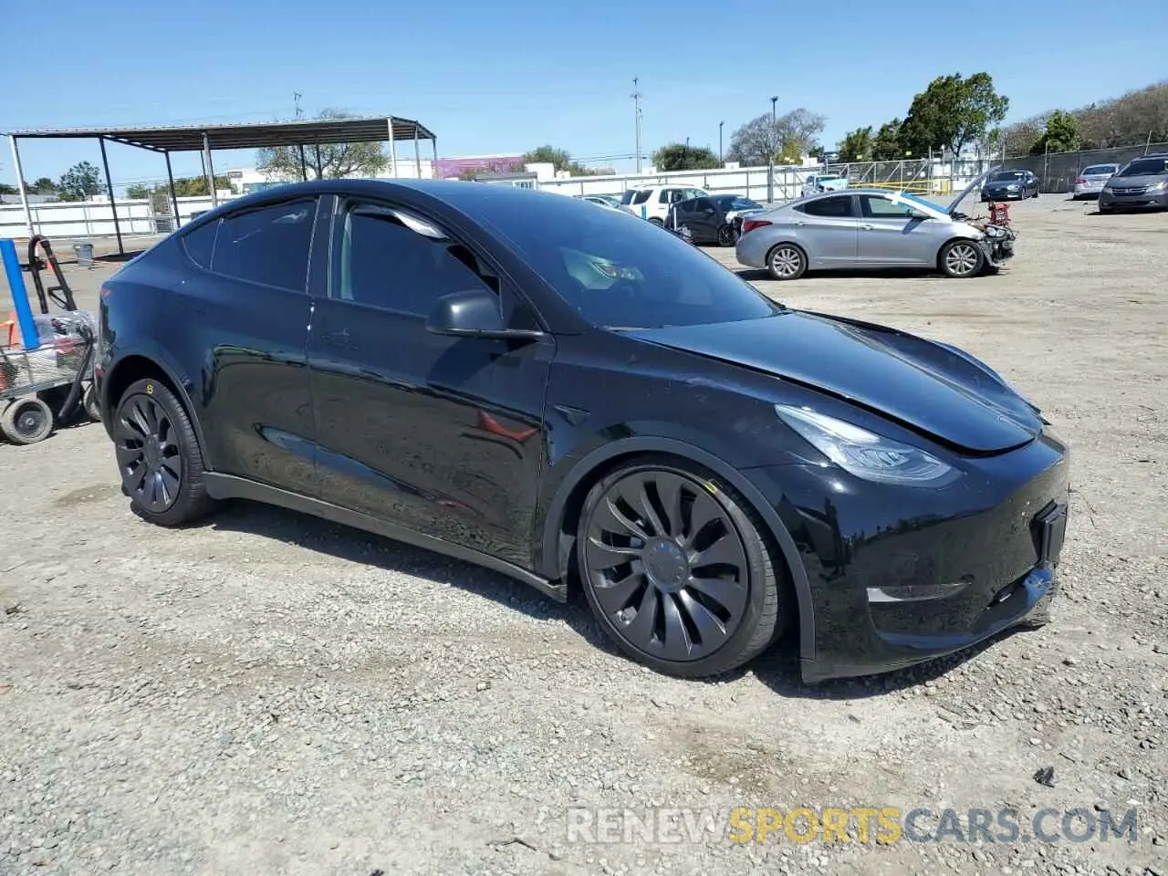 4 Photograph of a damaged car 5YJYGDEE3MF209217 TESLA MODEL Y 2021