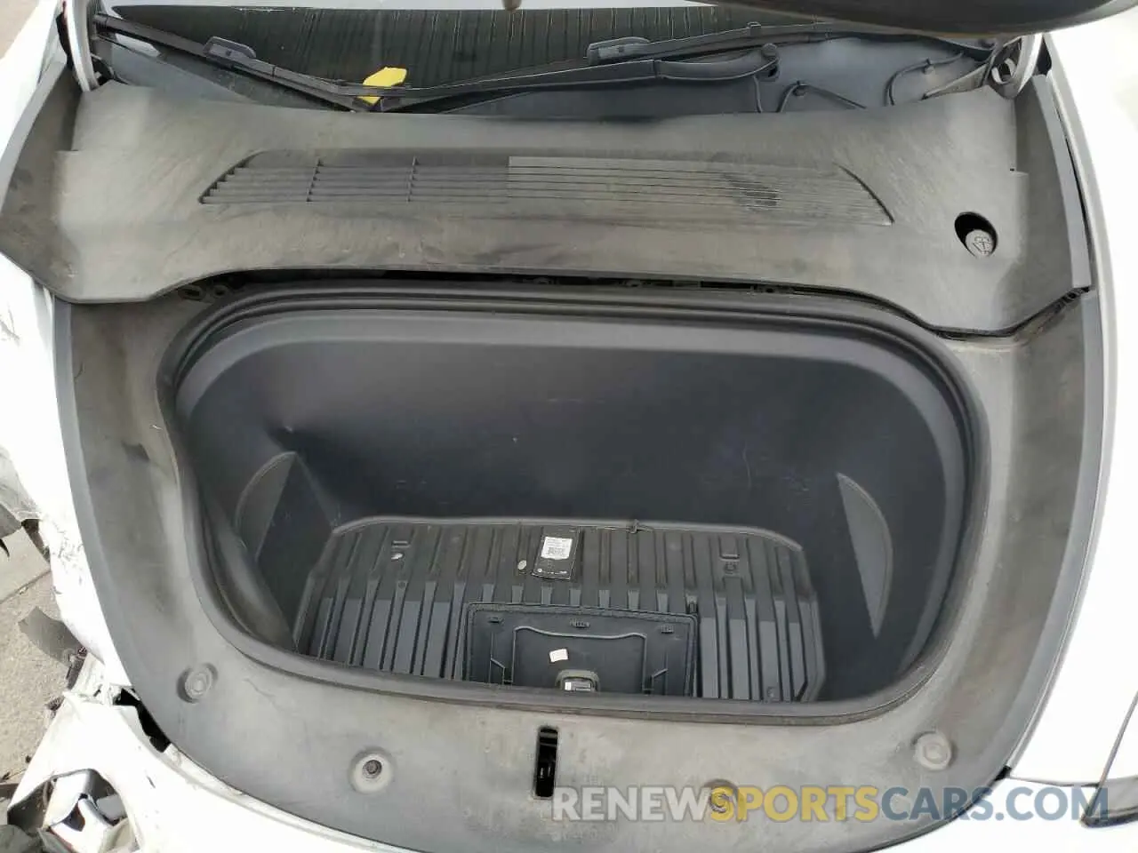 12 Photograph of a damaged car 5YJYGDEE3MF214823 TESLA MODEL Y 2021