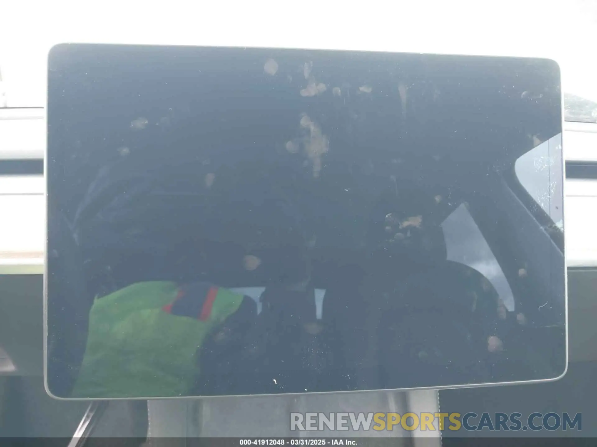 15 Photograph of a damaged car 5YJYGDEE3MF214952 TESLA MODEL Y 2021