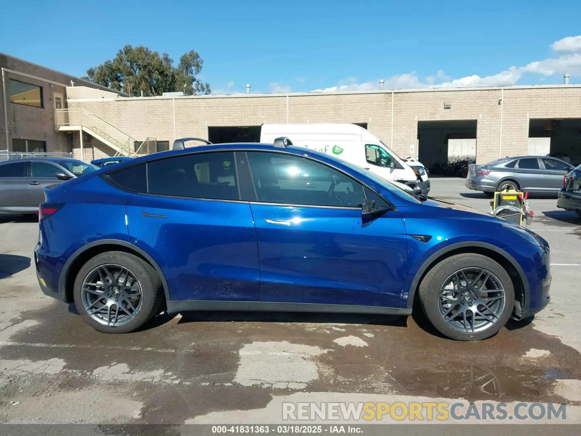 13 Photograph of a damaged car 5YJYGDEE3MF218743 TESLA MODEL Y 2021