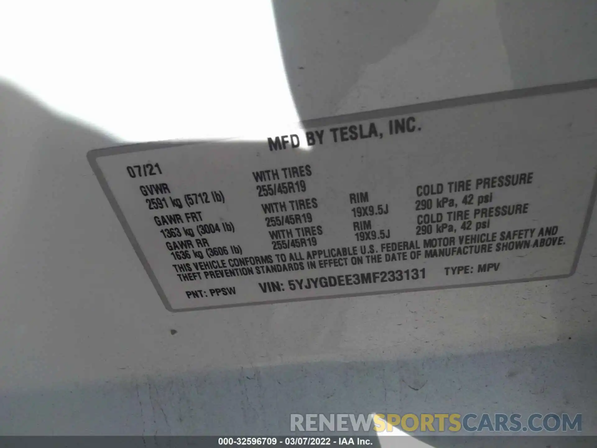 9 Photograph of a damaged car 5YJYGDEE3MF233131 TESLA MODEL Y 2021