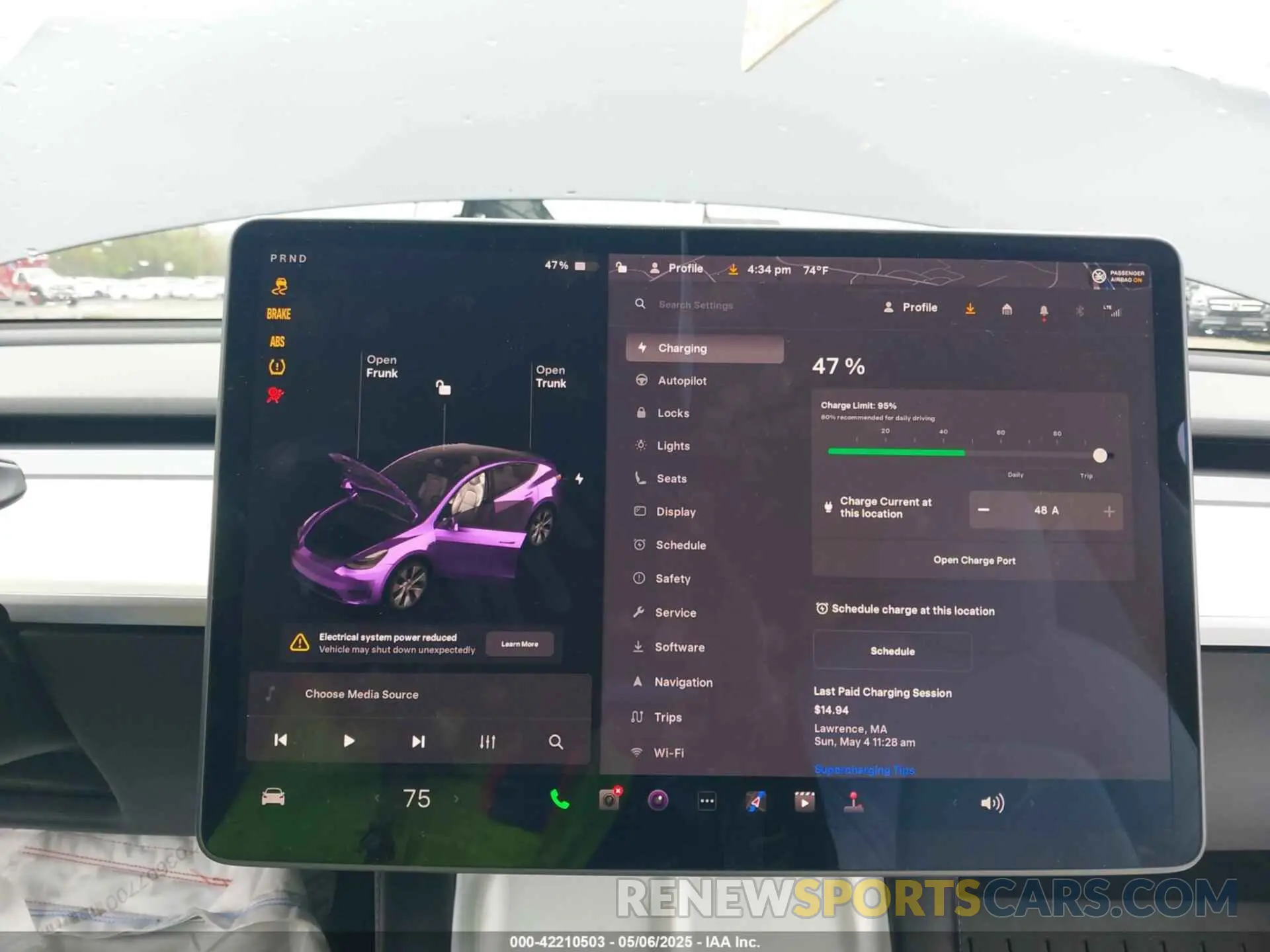 17 Photograph of a damaged car 5YJYGDEE3MF254383 TESLA MODEL Y 2021