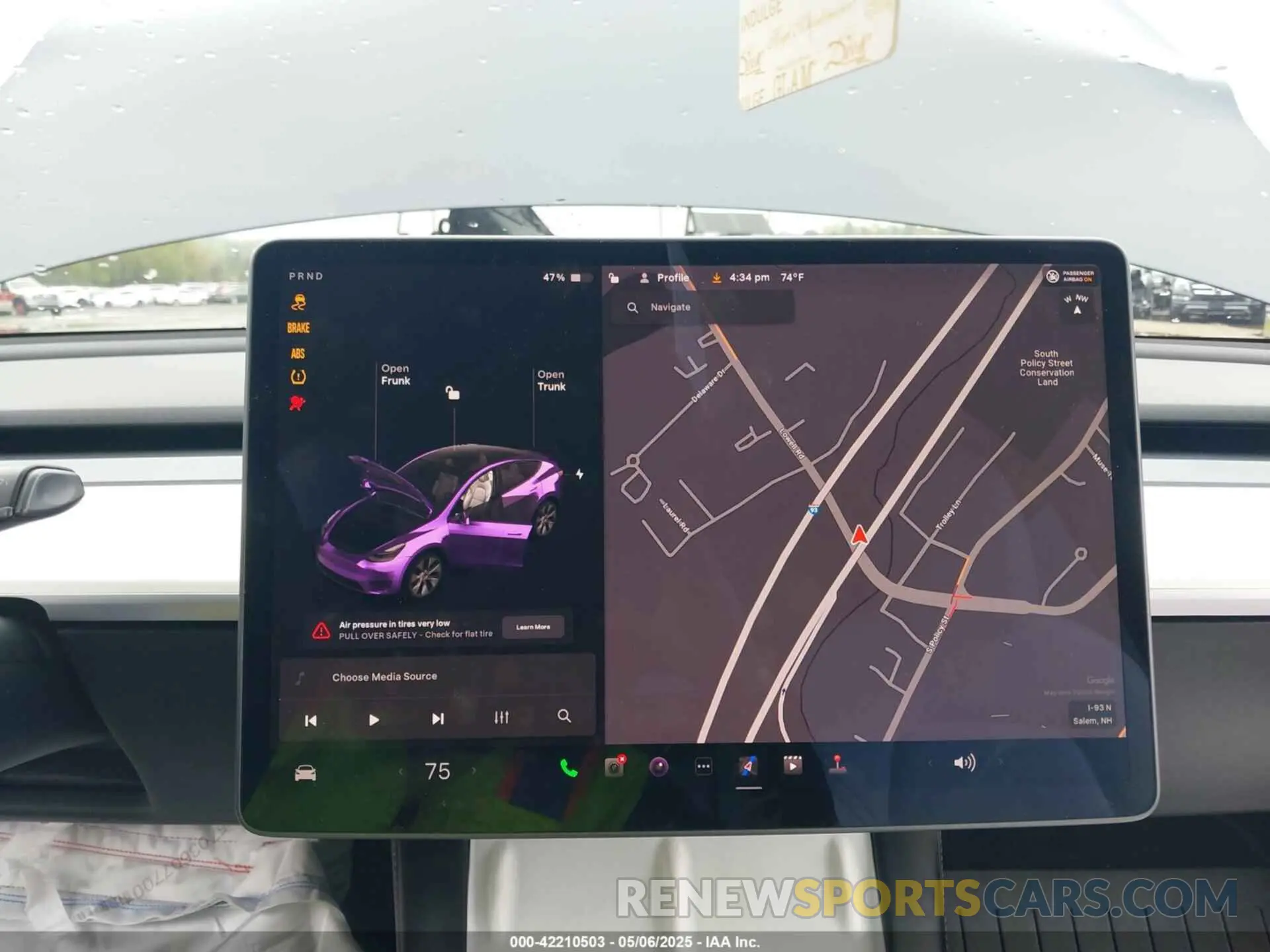 18 Photograph of a damaged car 5YJYGDEE3MF254383 TESLA MODEL Y 2021