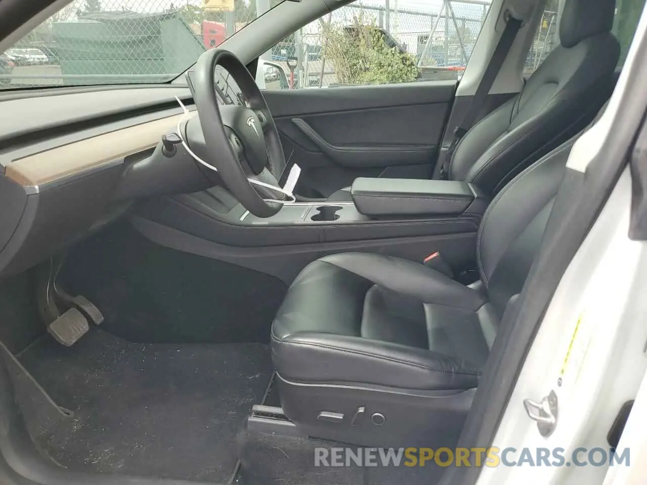 7 Photograph of a damaged car 5YJYGDEE3MF262726 TESLA MODEL Y 2021