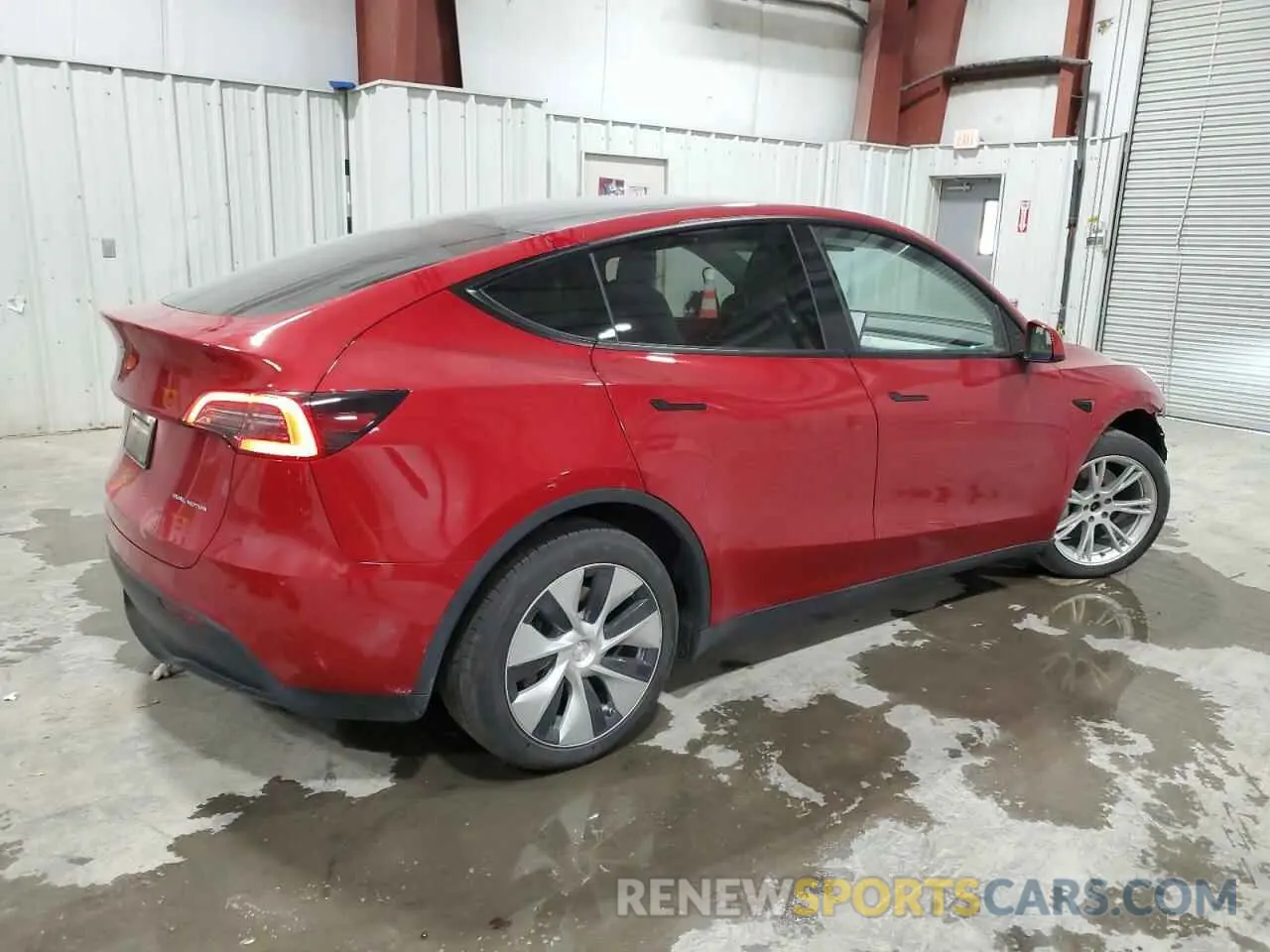 3 Photograph of a damaged car 5YJYGDEE3MF262953 TESLA MODEL Y 2021