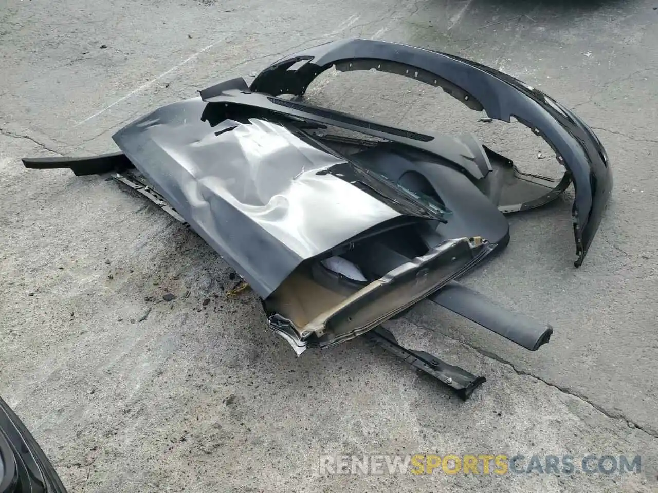 13 Photograph of a damaged car 5YJYGDEE3MF270115 TESLA MODEL Y 2021