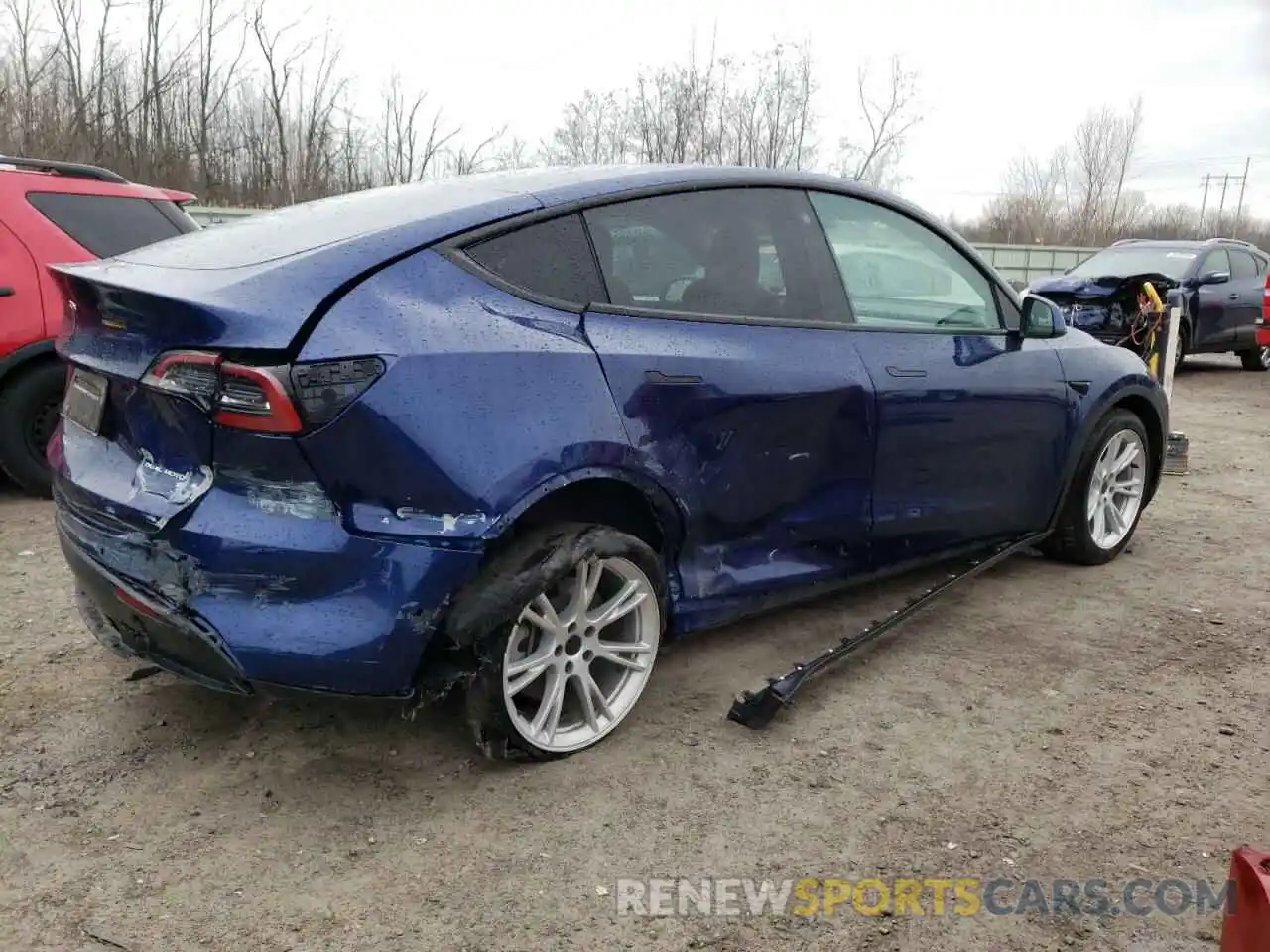 3 Photograph of a damaged car 5YJYGDEE3MF296052 TESLA MODEL Y 2021