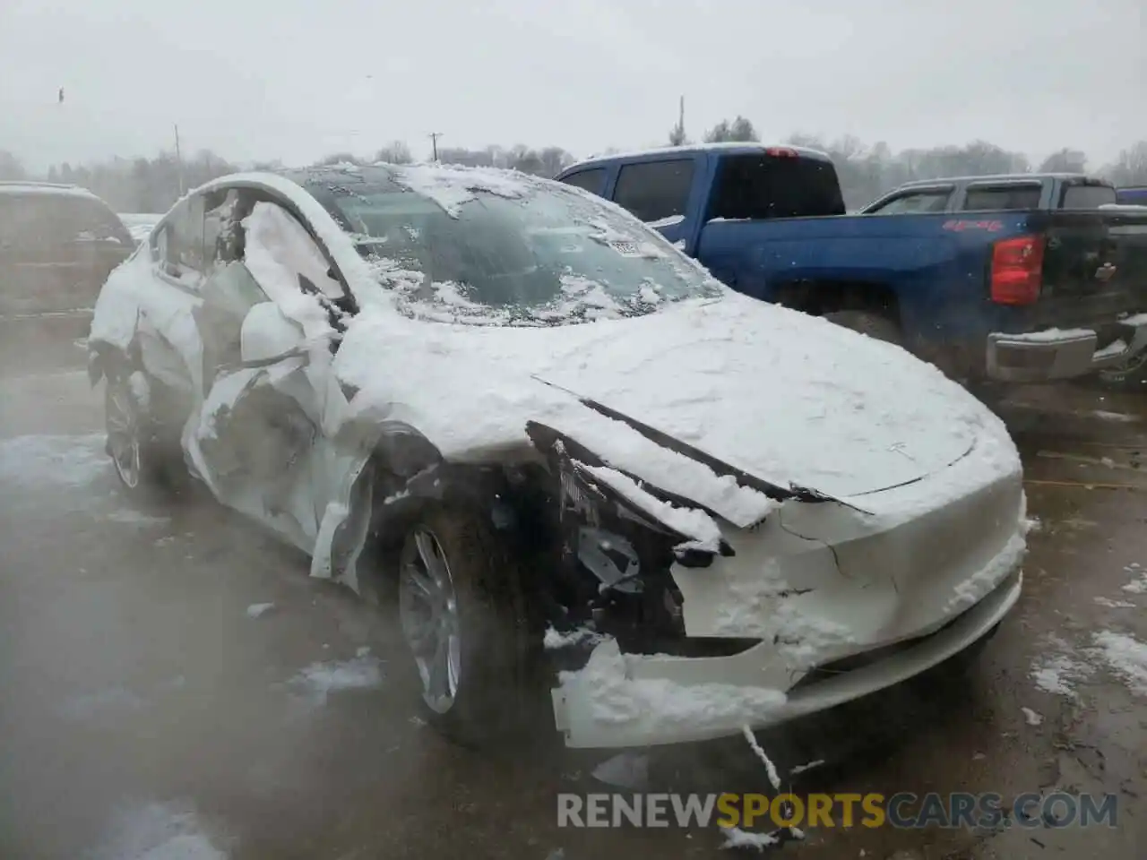 1 Photograph of a damaged car 5YJYGDEE4LF035933 TESLA MODEL Y 2021