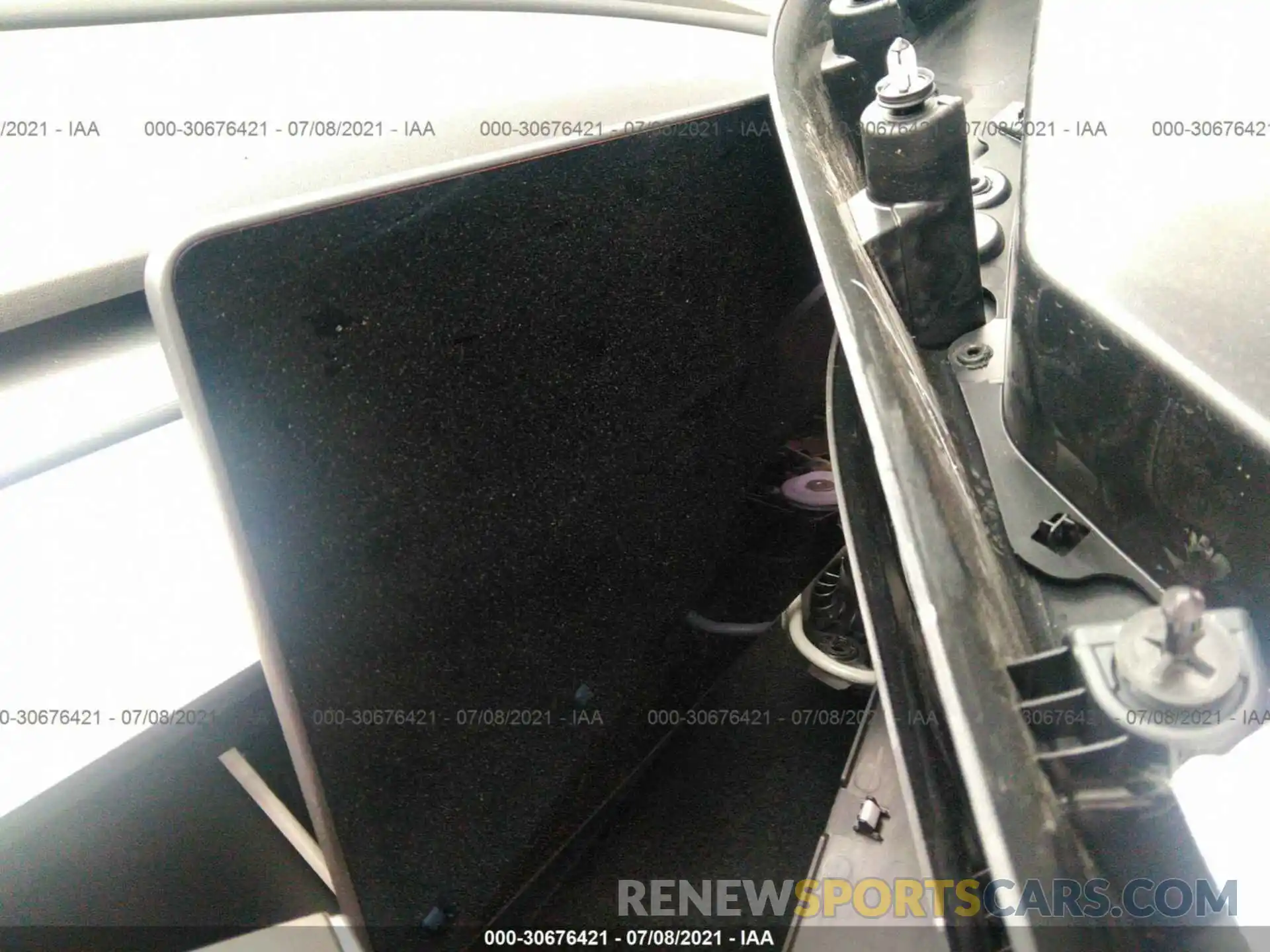 7 Photograph of a damaged car 5YJYGDEE4MF074829 TESLA MODEL Y 2021