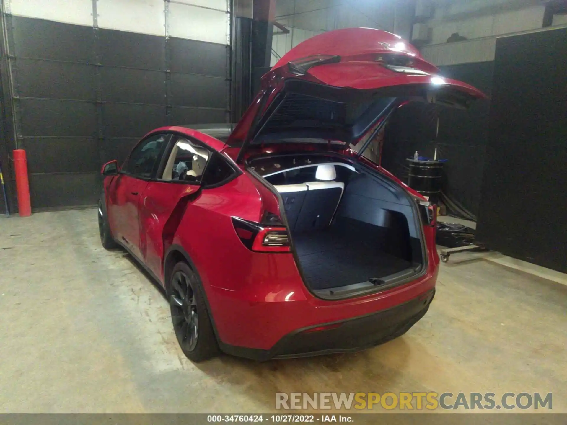 3 Photograph of a damaged car 5YJYGDEE4MF075317 TESLA MODEL Y 2021