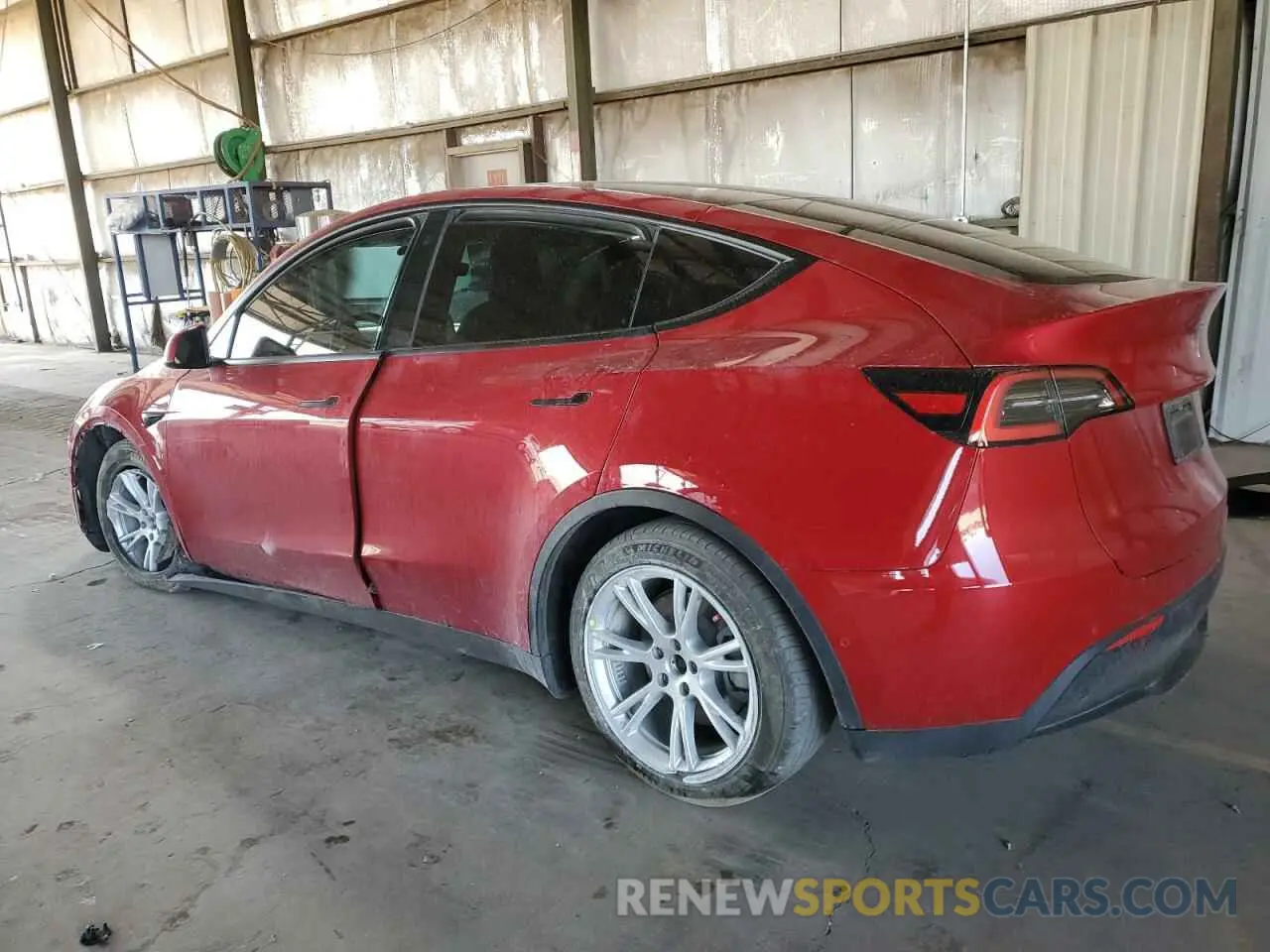 2 Photograph of a damaged car 5YJYGDEE4MF075690 TESLA MODEL Y 2021