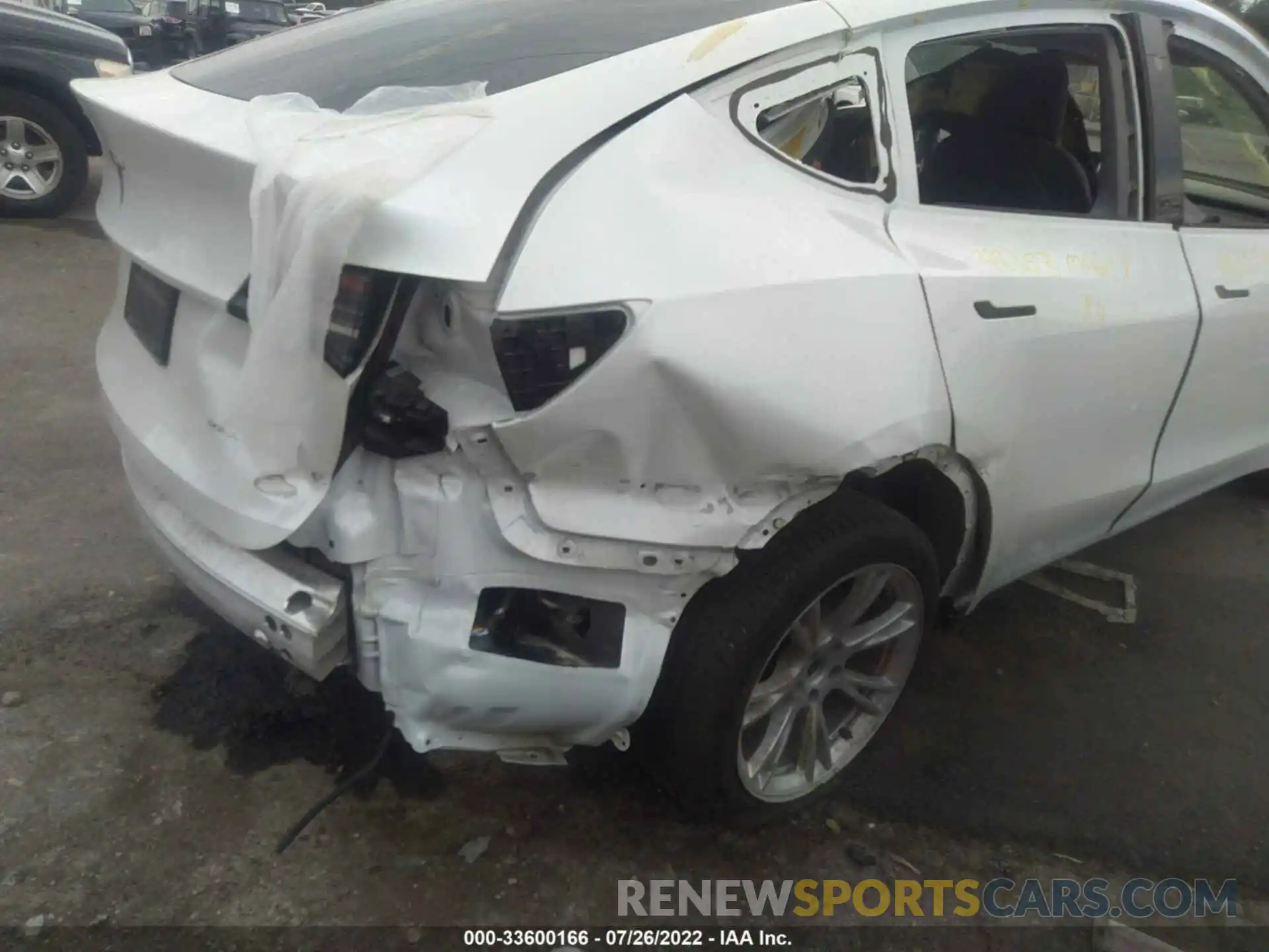 6 Photograph of a damaged car 5YJYGDEE4MF077598 TESLA MODEL Y 2021