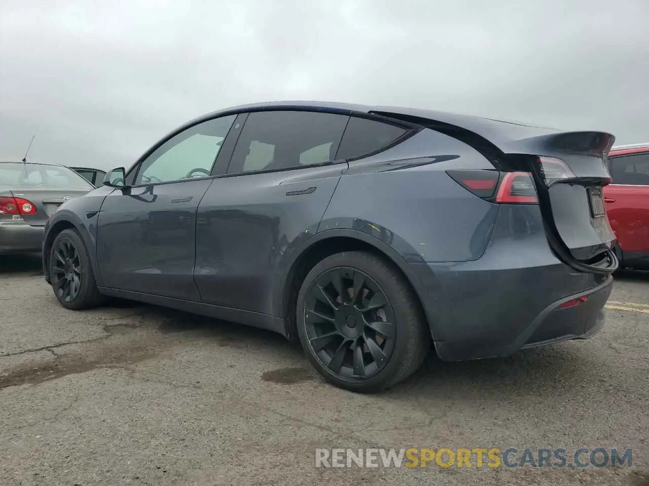 2 Photograph of a damaged car 5YJYGDEE4MF080260 TESLA MODEL Y 2021