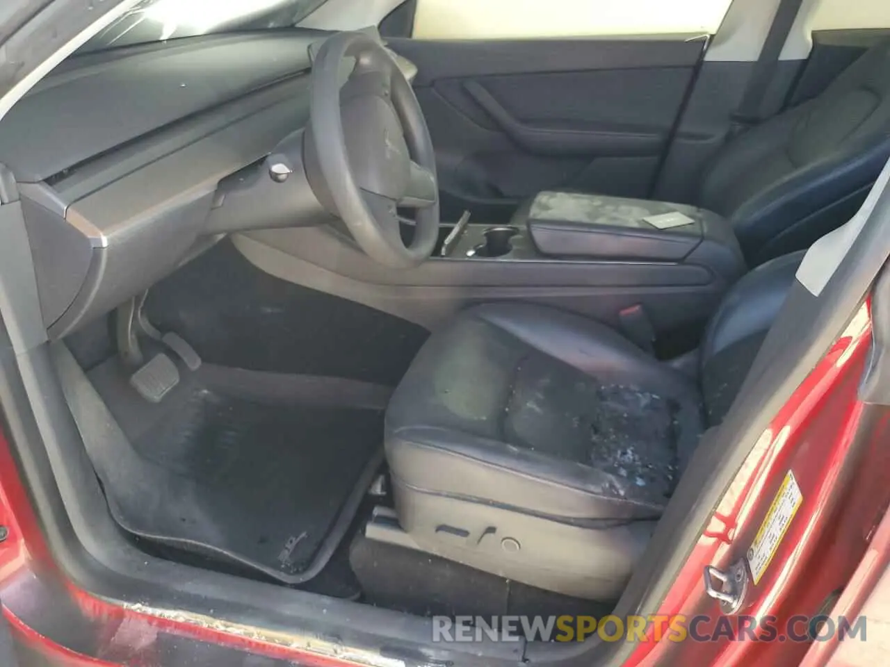 7 Photograph of a damaged car 5YJYGDEE4MF082798 TESLA MODEL Y 2021