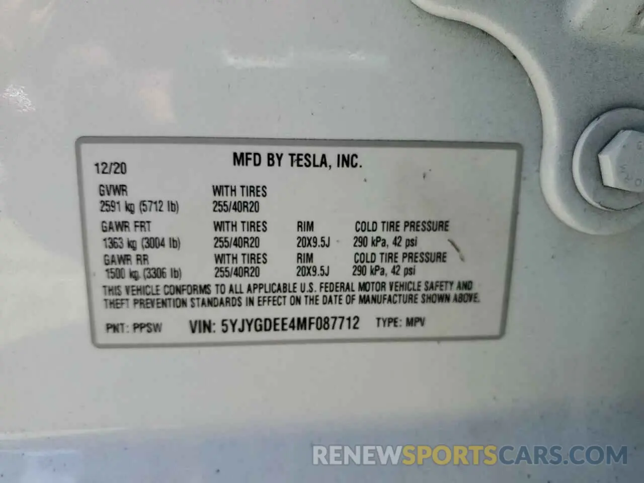 10 Photograph of a damaged car 5YJYGDEE4MF087712 TESLA MODEL Y 2021