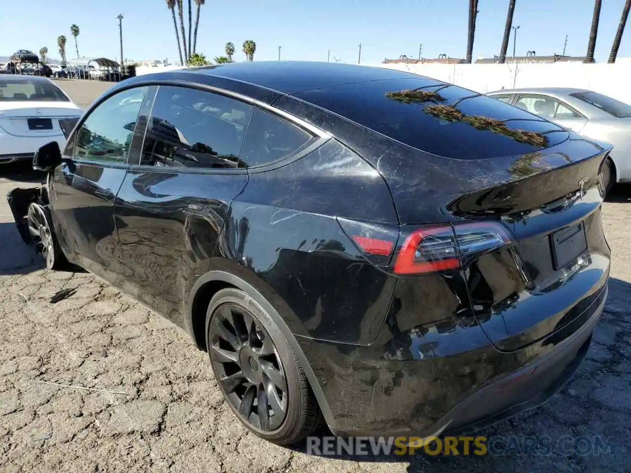 2 Photograph of a damaged car 5YJYGDEE4MF089766 TESLA MODEL Y 2021