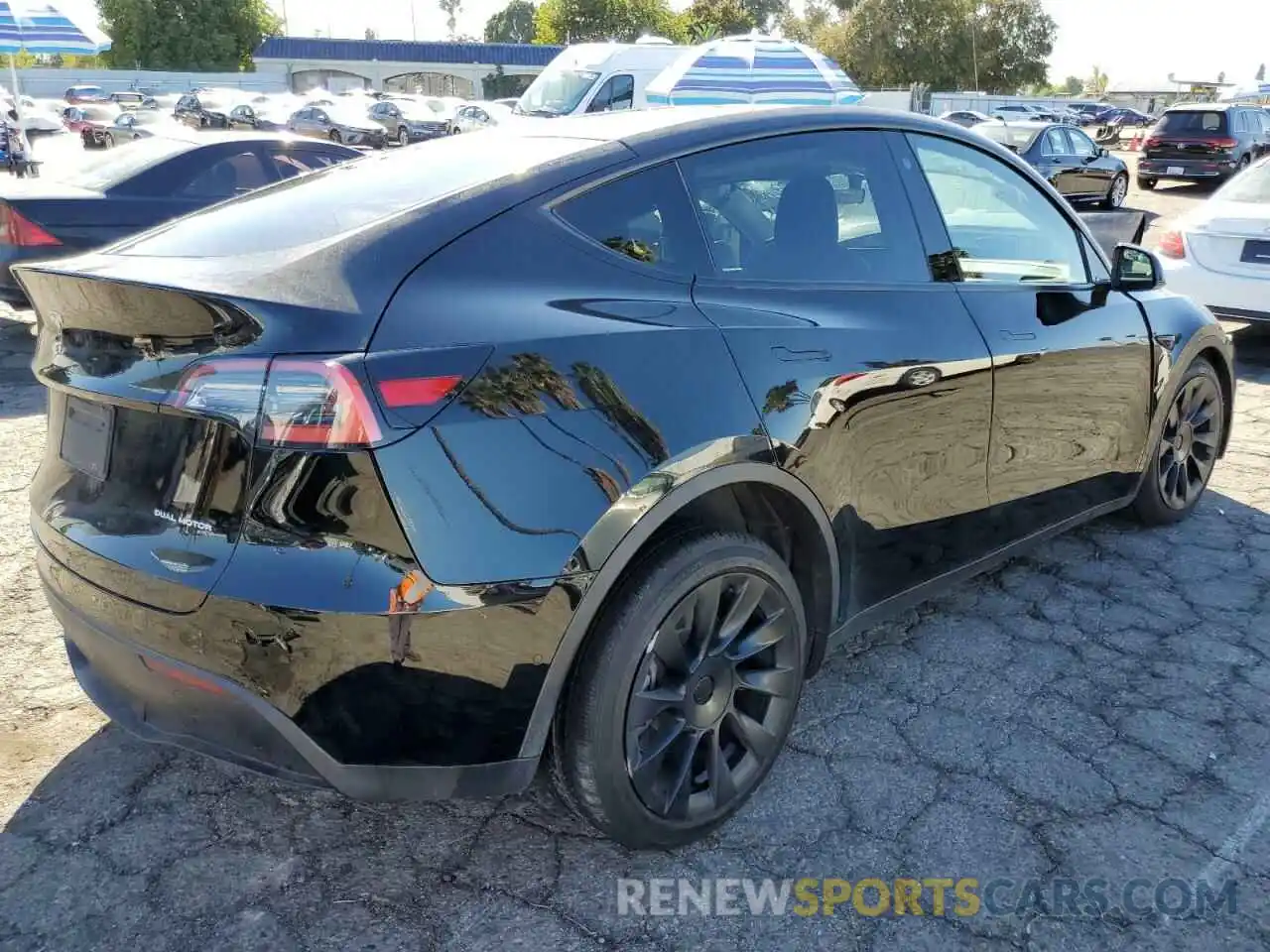 3 Photograph of a damaged car 5YJYGDEE4MF089766 TESLA MODEL Y 2021