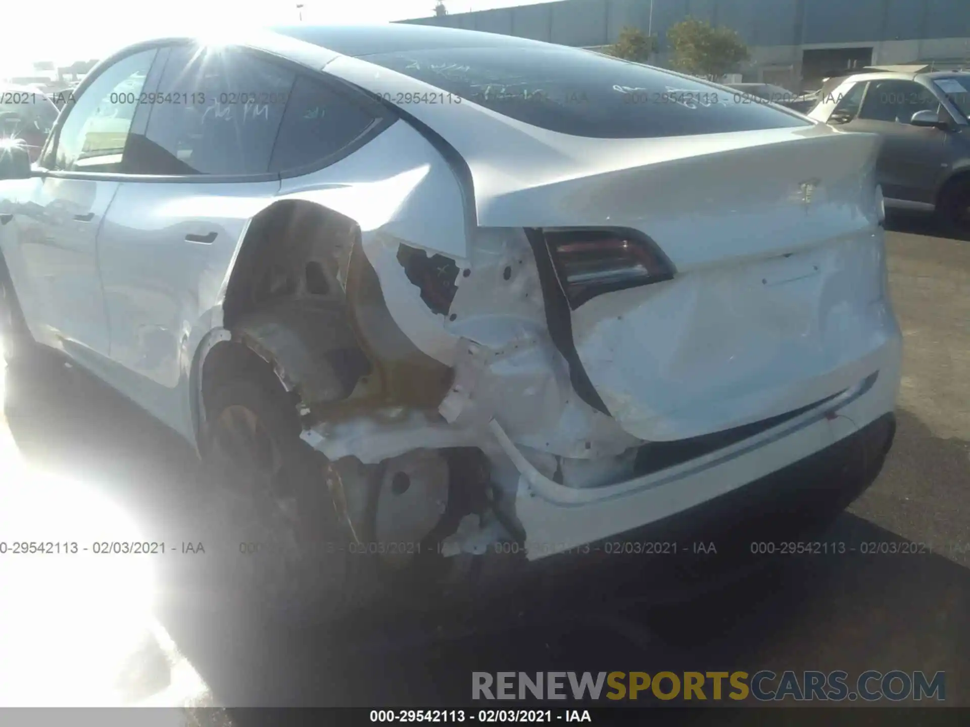 6 Photograph of a damaged car 5YJYGDEE4MF090707 TESLA MODEL Y 2021