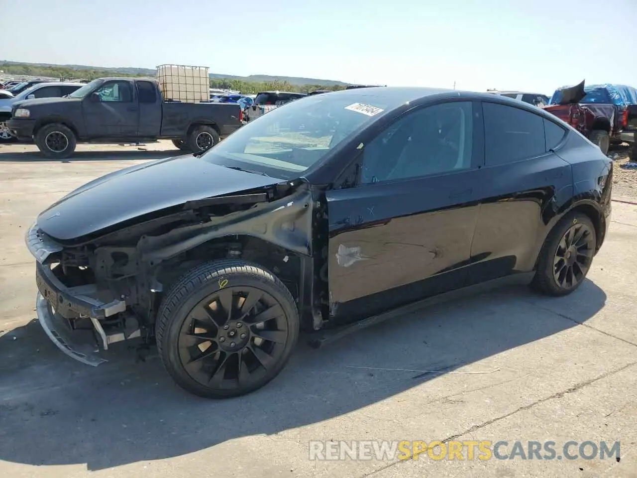 1 Photograph of a damaged car 5YJYGDEE4MF102015 TESLA MODEL Y 2021