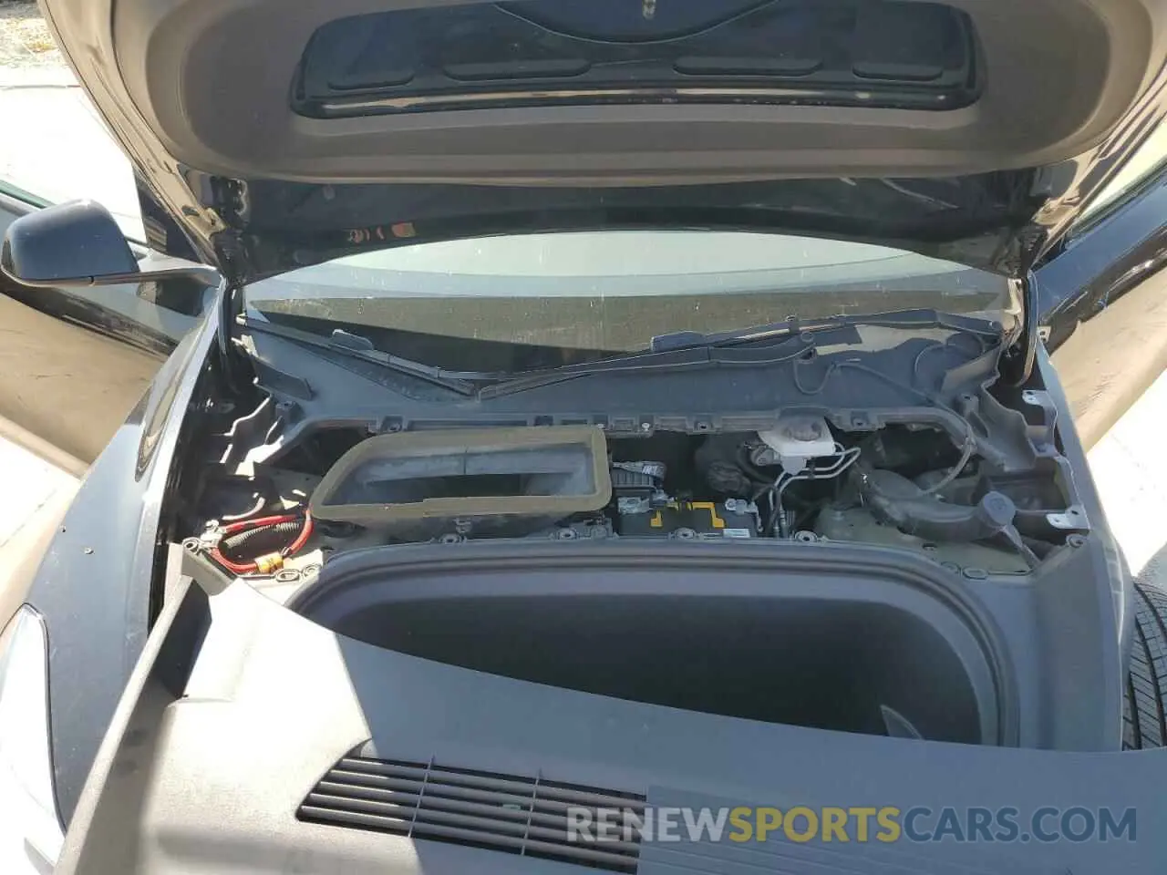 11 Photograph of a damaged car 5YJYGDEE4MF102015 TESLA MODEL Y 2021