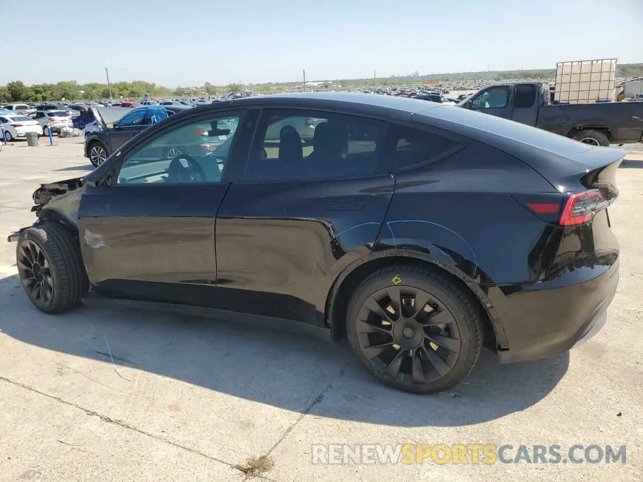 2 Photograph of a damaged car 5YJYGDEE4MF102015 TESLA MODEL Y 2021