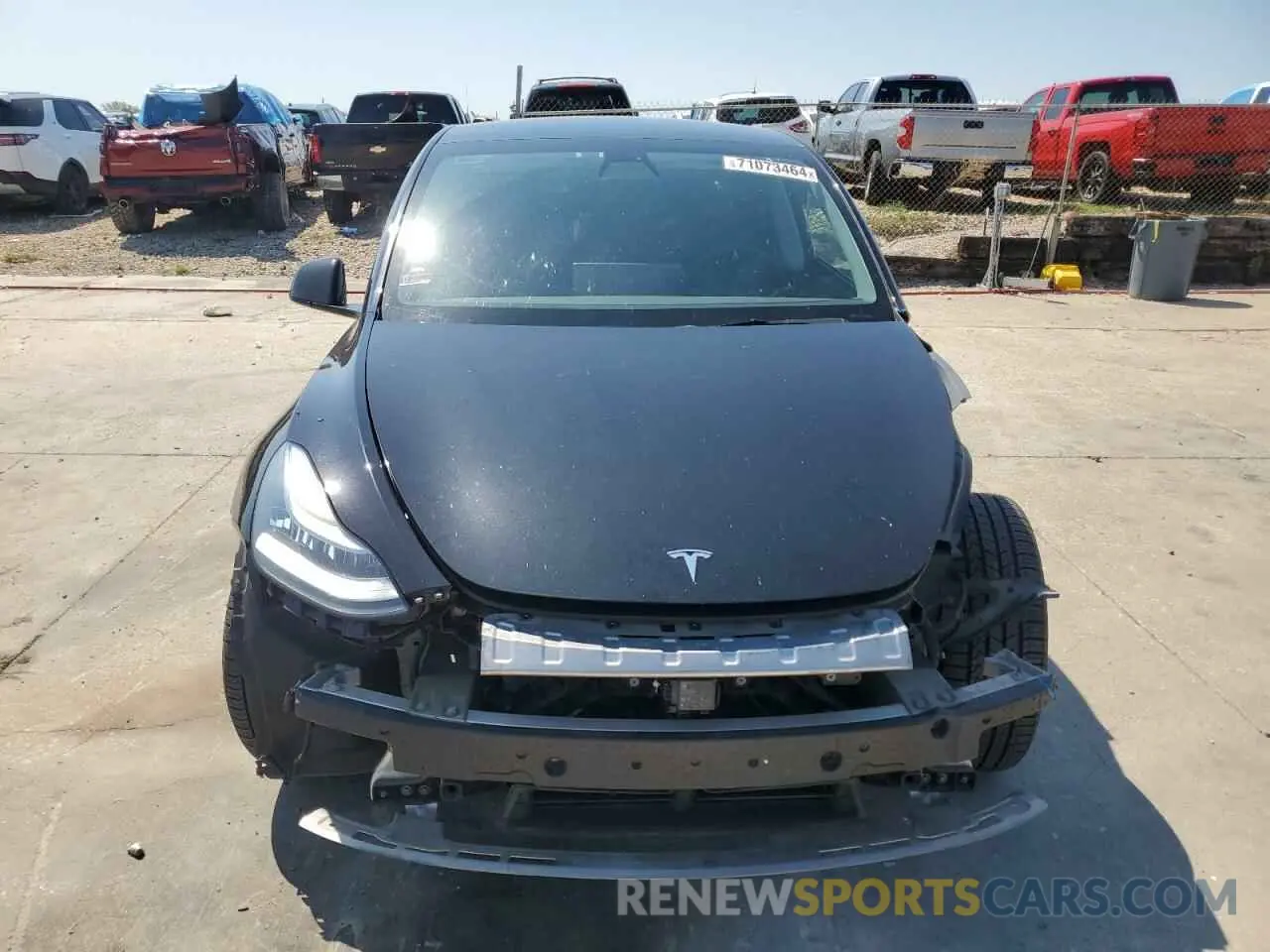 5 Photograph of a damaged car 5YJYGDEE4MF102015 TESLA MODEL Y 2021