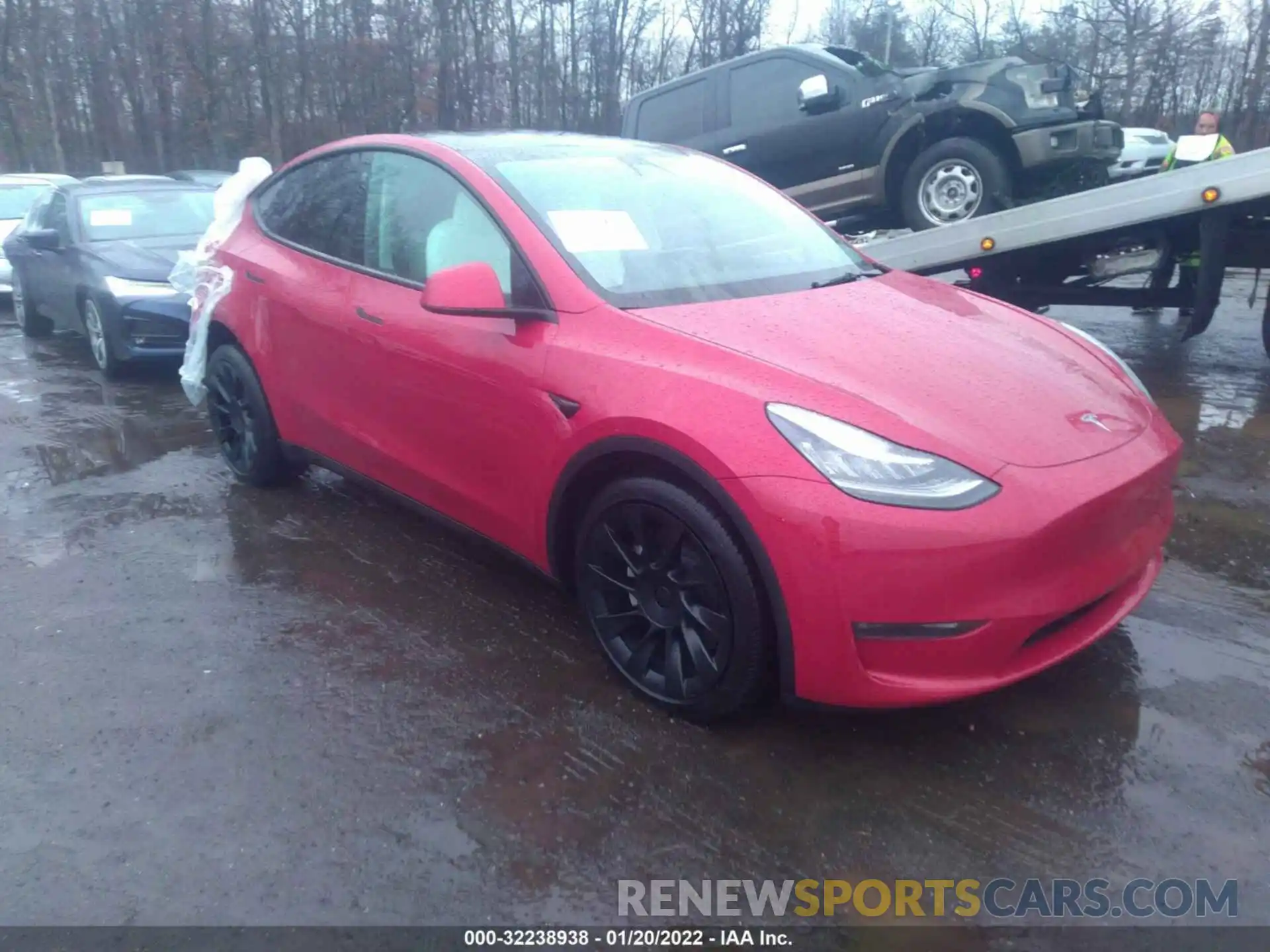 1 Photograph of a damaged car 5YJYGDEE4MF104069 TESLA MODEL Y 2021