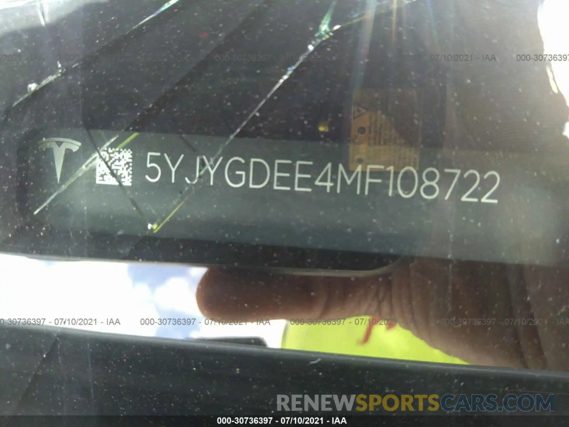 9 Photograph of a damaged car 5YJYGDEE4MF108722 TESLA MODEL Y 2021