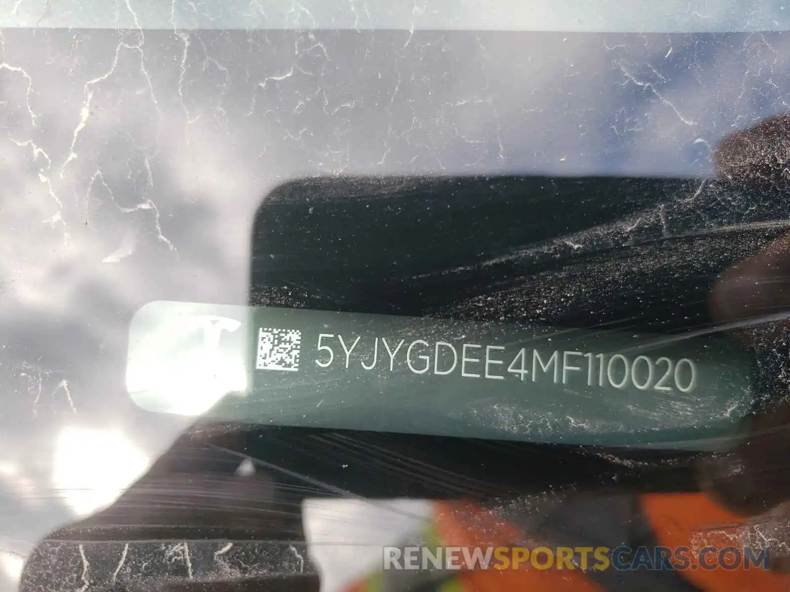 10 Photograph of a damaged car 5YJYGDEE4MF110020 TESLA MODEL Y 2021