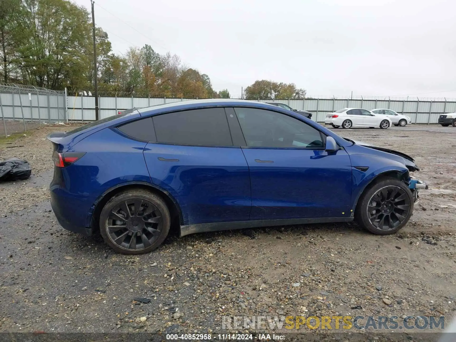13 Photograph of a damaged car 5YJYGDEE4MF112351 TESLA MODEL Y 2021