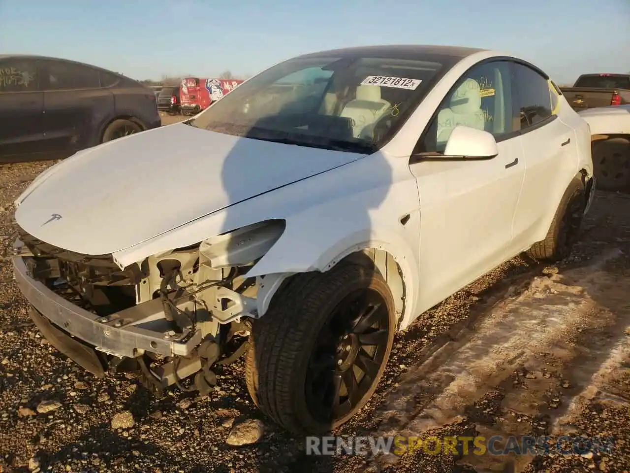 2 Photograph of a damaged car 5YJYGDEE4MF112432 TESLA MODEL Y 2021