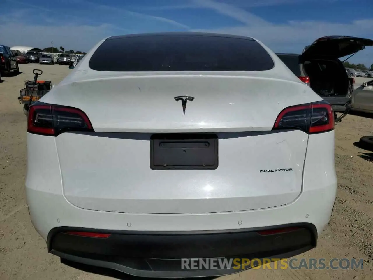 6 Photograph of a damaged car 5YJYGDEE4MF114374 TESLA MODEL Y 2021