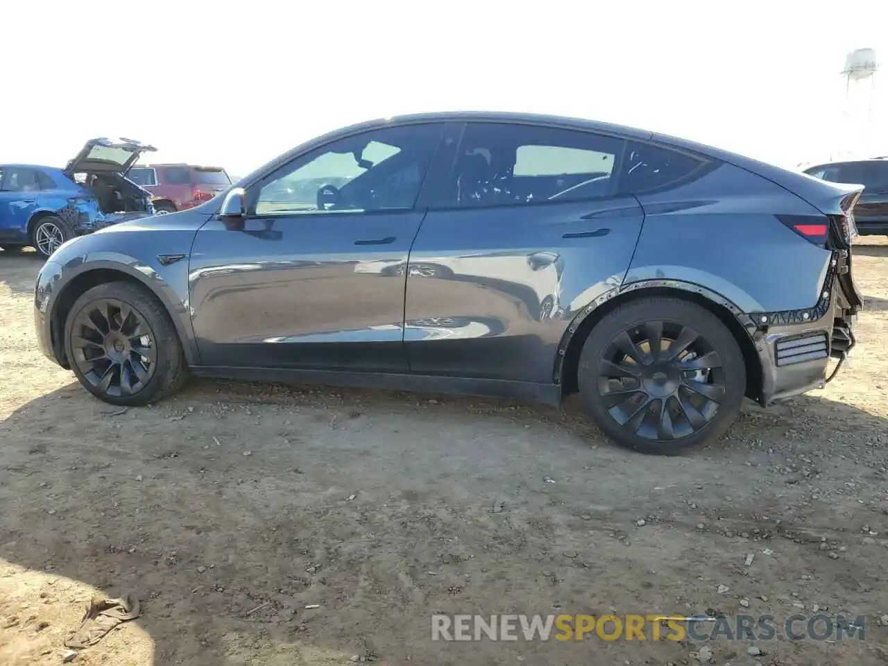 2 Photograph of a damaged car 5YJYGDEE4MF152865 TESLA MODEL Y 2021