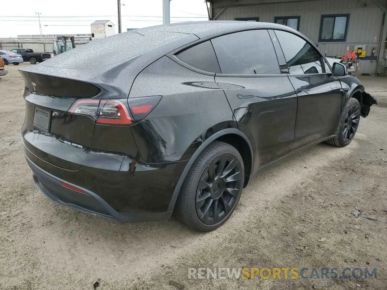 3 Photograph of a damaged car 5YJYGDEE4MF159217 TESLA MODEL Y 2021