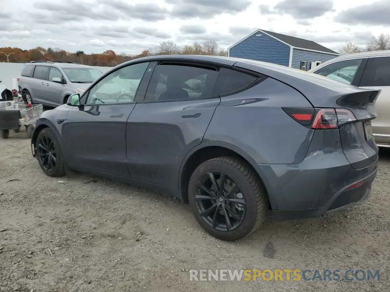 2 Photograph of a damaged car 5YJYGDEE4MF174283 TESLA MODEL Y 2021