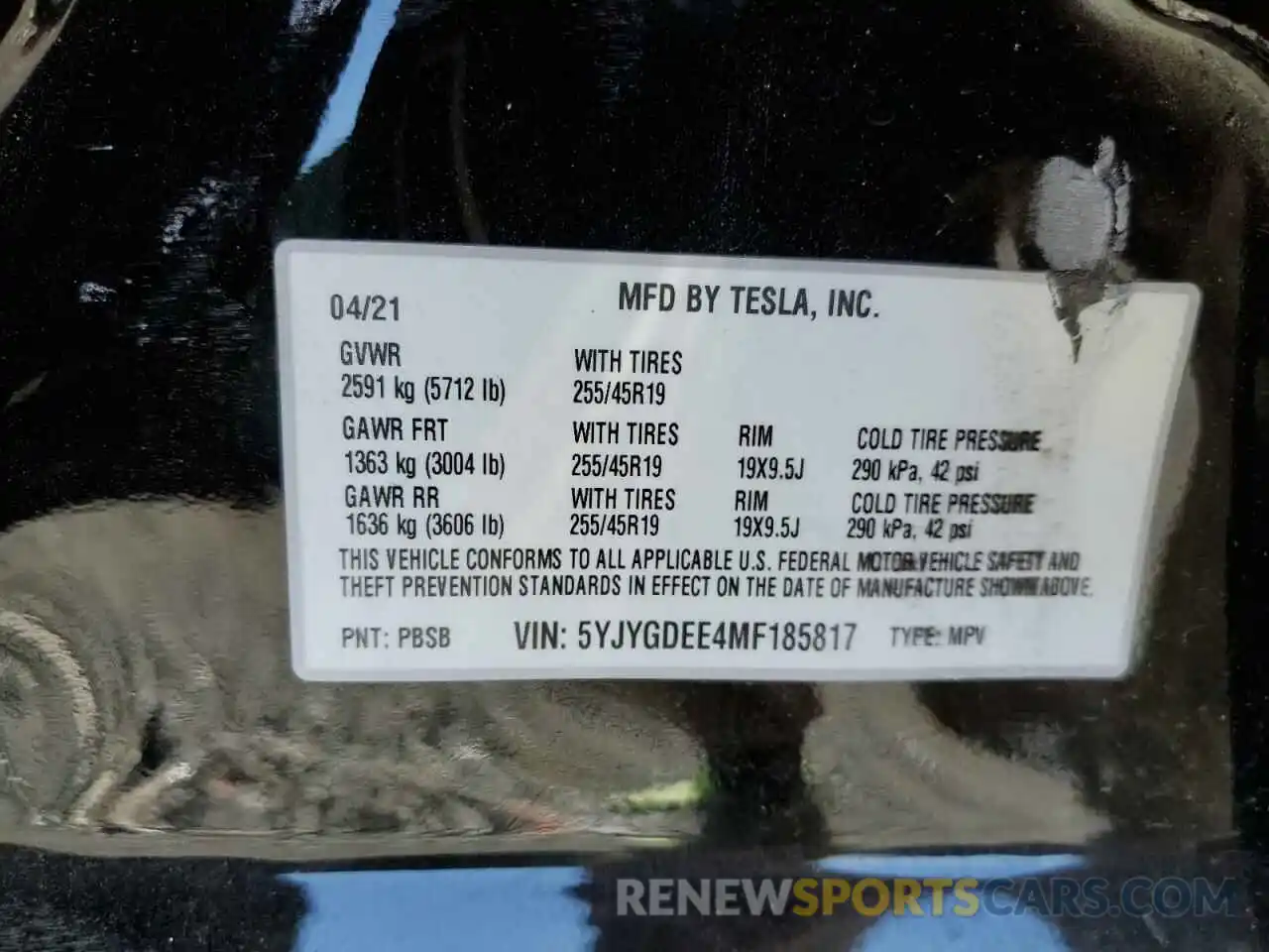 10 Photograph of a damaged car 5YJYGDEE4MF185817 TESLA MODEL Y 2021