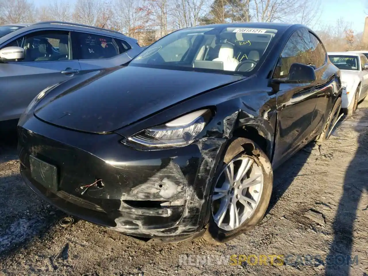 9 Photograph of a damaged car 5YJYGDEE4MF186787 TESLA MODEL Y 2021