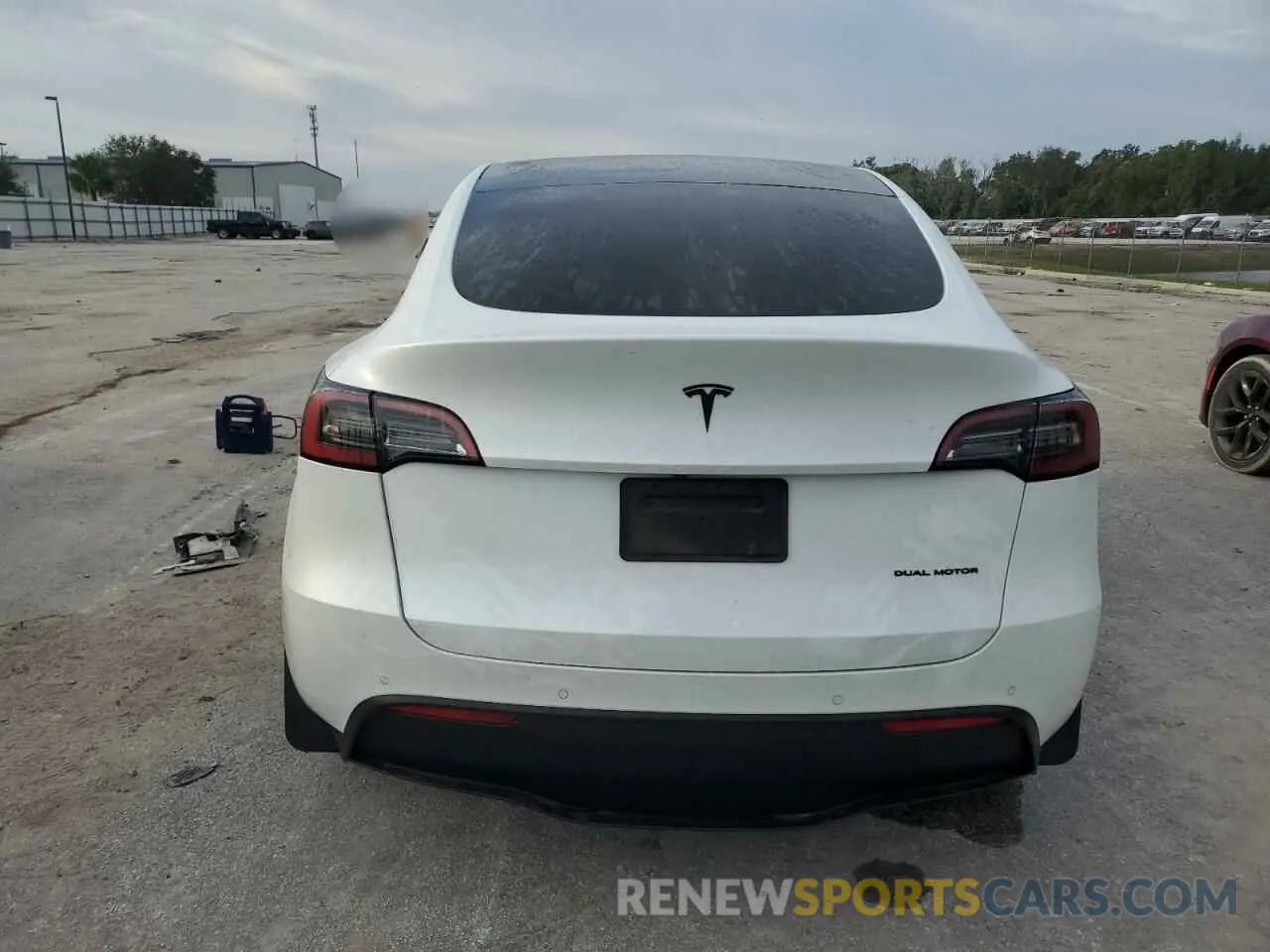 6 Photograph of a damaged car 5YJYGDEE4MF195473 TESLA MODEL Y 2021