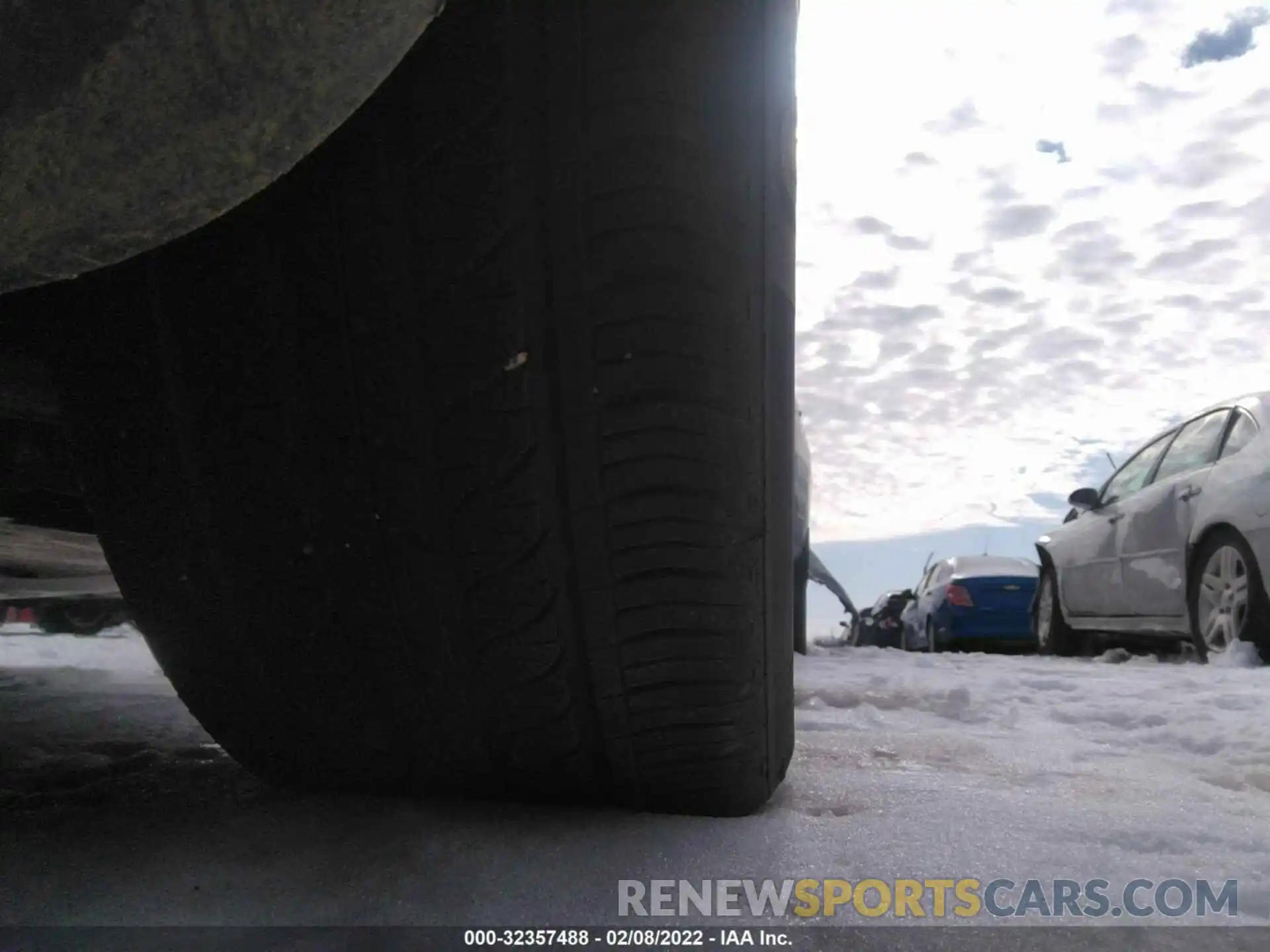 13 Photograph of a damaged car 5YJYGDEE4MF204933 TESLA MODEL Y 2021