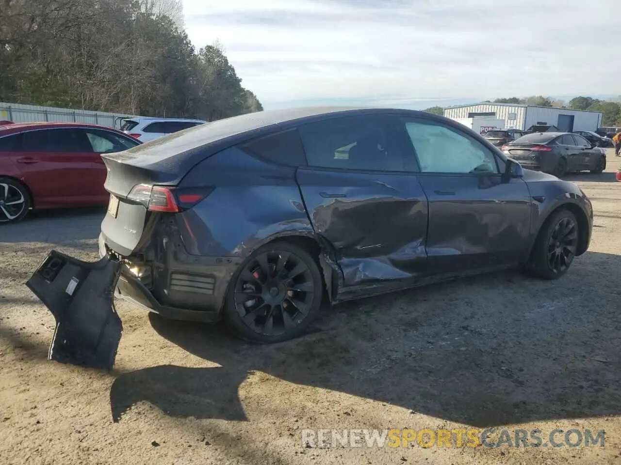 3 Photograph of a damaged car 5YJYGDEE4MF208593 TESLA MODEL Y 2021