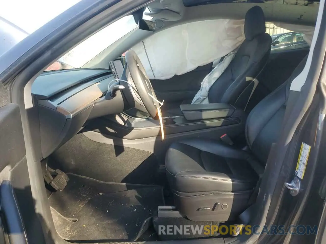 7 Photograph of a damaged car 5YJYGDEE4MF208593 TESLA MODEL Y 2021