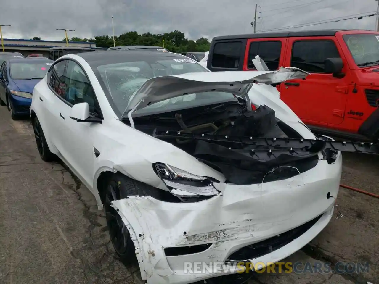 9 Photograph of a damaged car 5YJYGDEE4MF209310 TESLA MODEL Y 2021