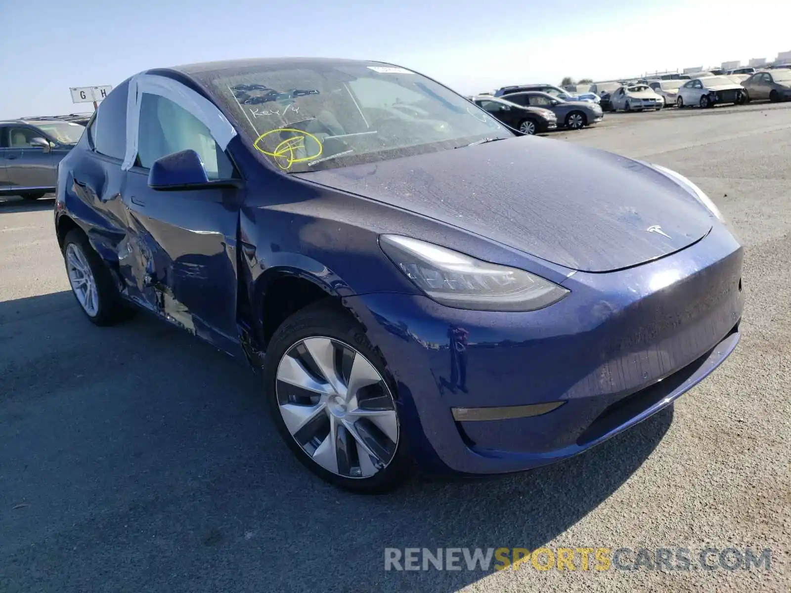 1 Photograph of a damaged car 5YJYGDEE4MF215091 TESLA MODEL Y 2021