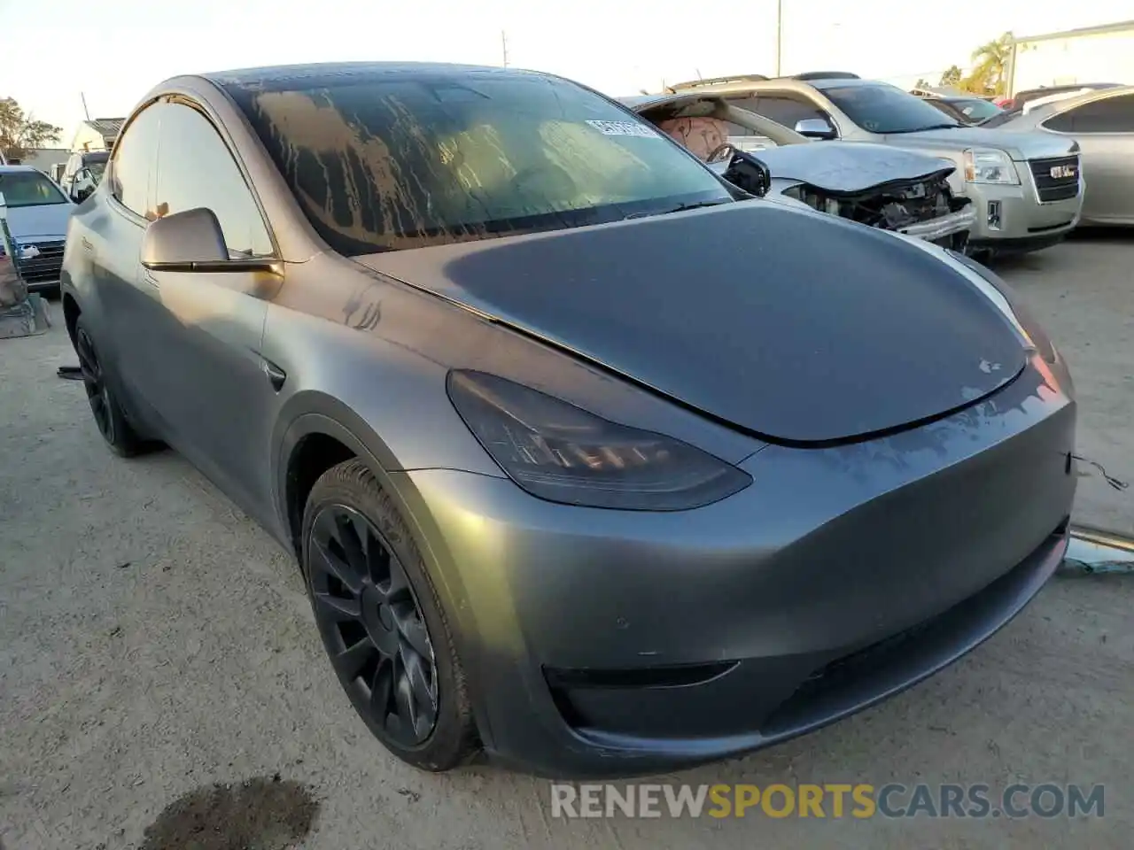 1 Photograph of a damaged car 5YJYGDEE4MF227127 TESLA MODEL Y 2021