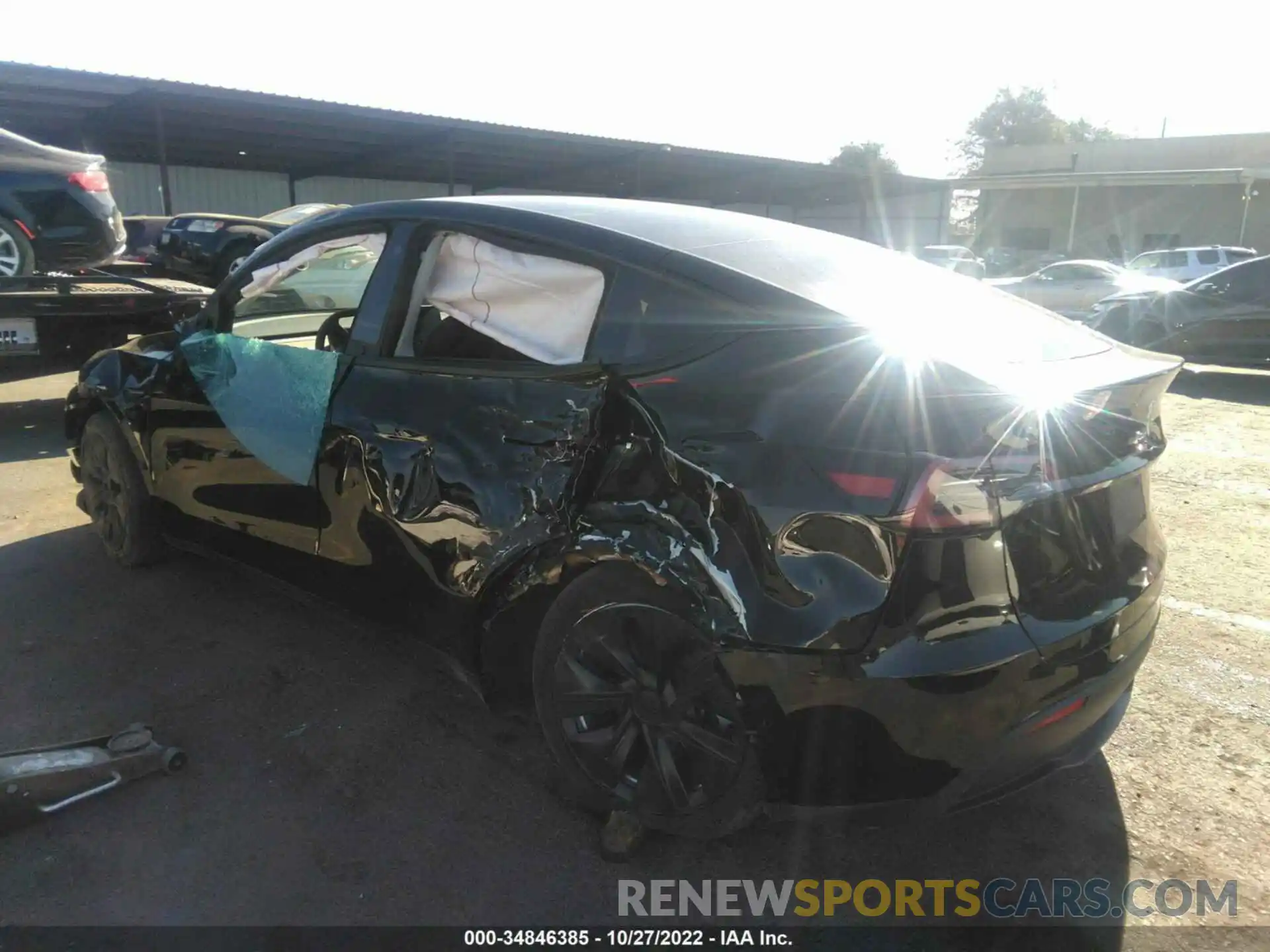 3 Photograph of a damaged car 5YJYGDEE4MF276229 TESLA MODEL Y 2021