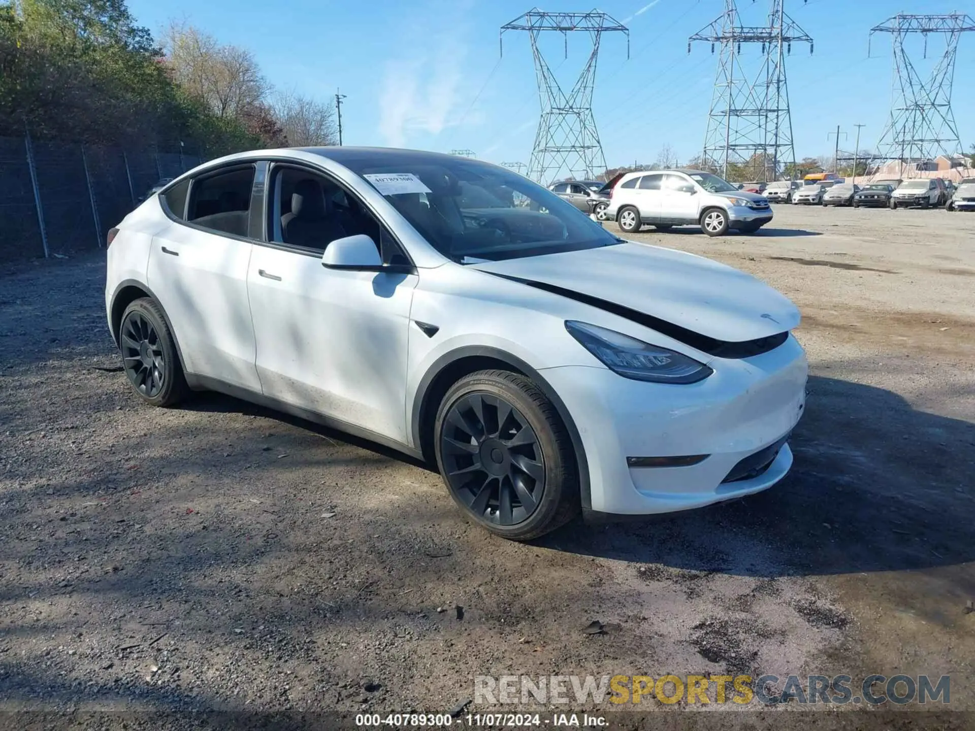 1 Photograph of a damaged car 5YJYGDEE4MF284752 TESLA MODEL Y 2021