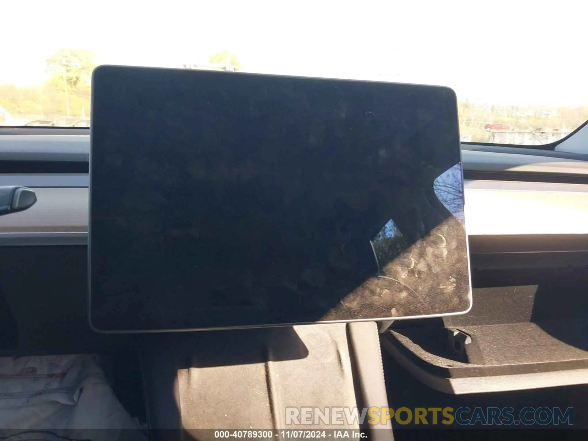 14 Photograph of a damaged car 5YJYGDEE4MF284752 TESLA MODEL Y 2021