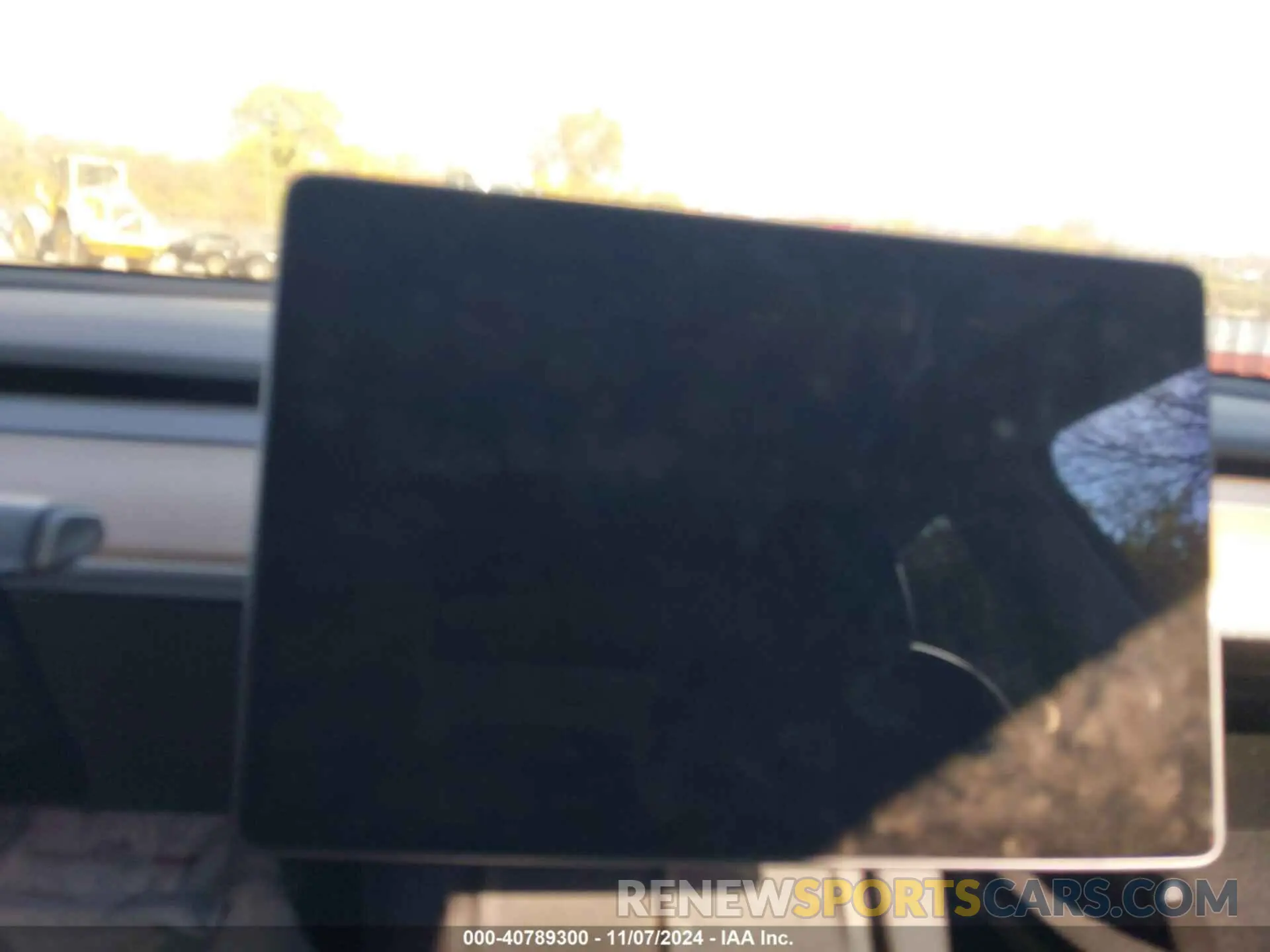 7 Photograph of a damaged car 5YJYGDEE4MF284752 TESLA MODEL Y 2021
